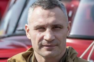 По словам Кличко, киевляне уже активно приобщаются к информированию городской власти о ситуации с укрытиями