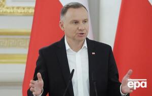 Дуда отметил, что Польша сейчас может проводить поисково-эксгумационные работы в Украине, что невозможно было делать еще несколько лет назад