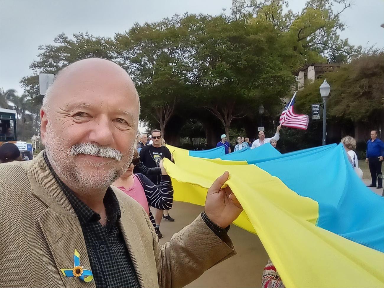 Роман Куркова "Серые пчелы" вышел в украинском издательстве "Фолио" в 2018 году