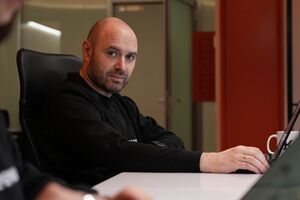 Розмови про "прекрасний український дубляж" – від незнання оригіналу. Чомусь ніхто не просить Вакарчука локалізувати українською Imagine Dragons