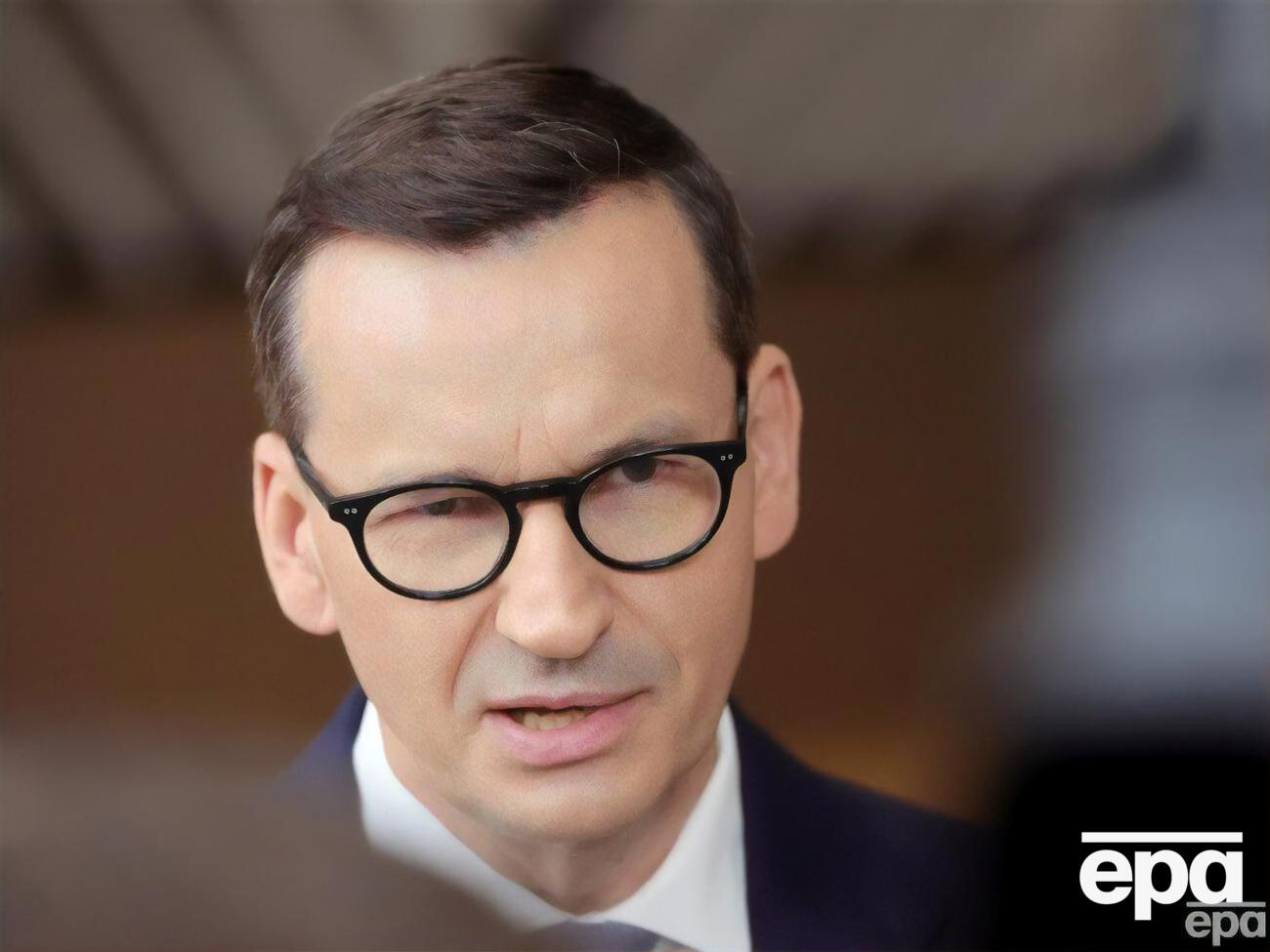 Польща не хоче "сидіти склавши руки", поки Путін "нарощує різні загрози", зазначив Моравецький (на фото)