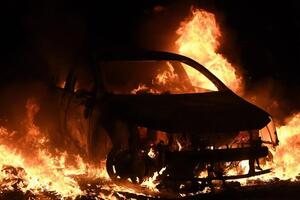 У Франції третій день тривають заворушення після вбивства підлітка поліцейським. Фоторепортаж