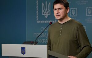 Подоляк объяснил, что гуманитарный коридор могут предоставить для сохранения жизней