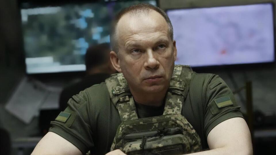 Сырский вместе с командирами подразделений планирует действия украинских военных на отдельных участках фронта