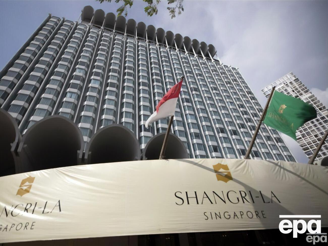 Встреча прошла параллельно саммиту по безопасности "Диалог Шангри-Ла"