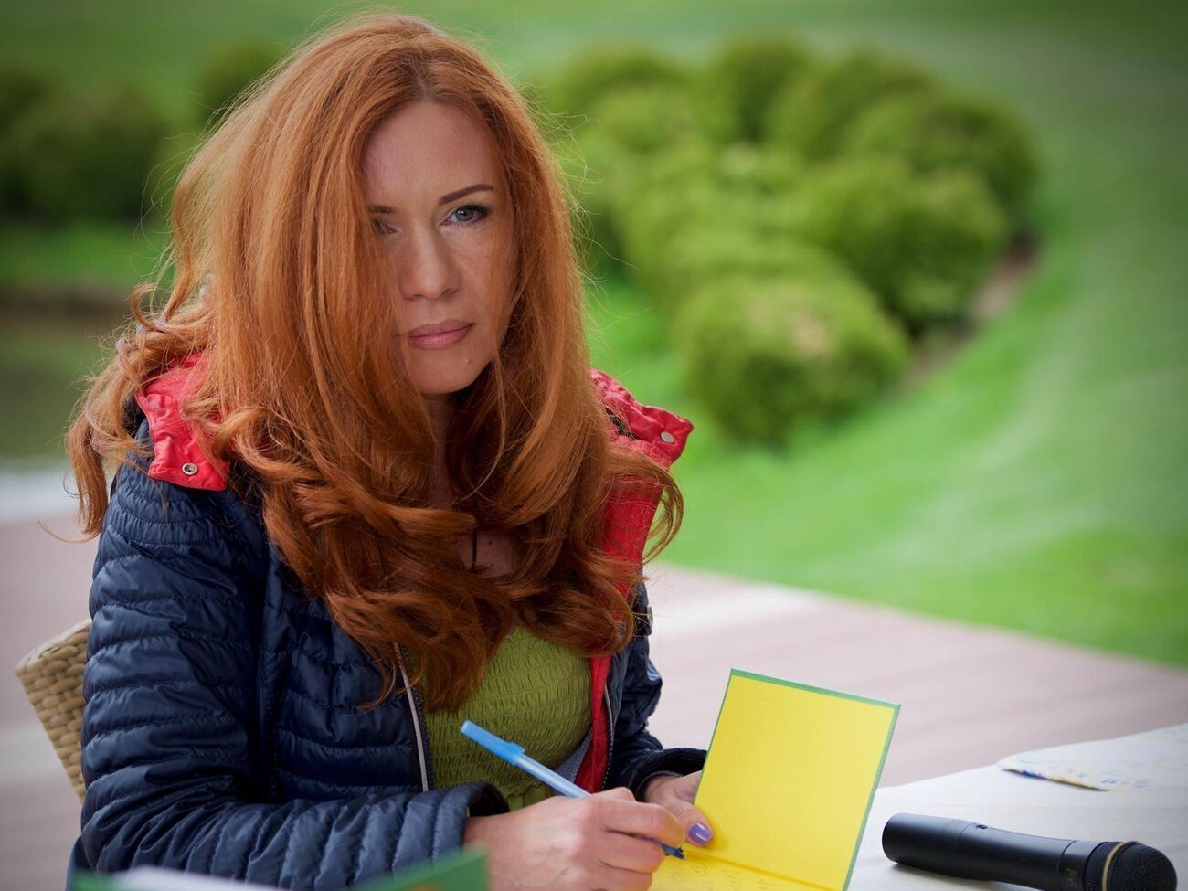 Анна Гин: Тяжелейшее решение в моей жизни &ndash; выбор между вывозить ребенка или оставаться с родителями. Ничего страшнее в моей жизни не было. Кроме смерти родителей