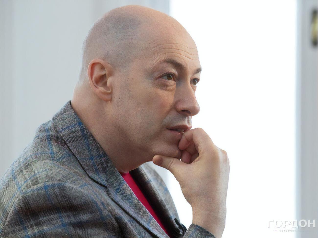 Гордон:&nbsp;Король голый и стоит на глиняных ногах, которые уже подкашиваются