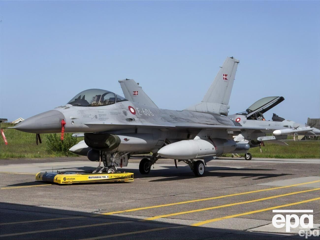 Британия и Дания играют ключевую роль в плане передачи Украине истребителей F-16 &ndash; AP