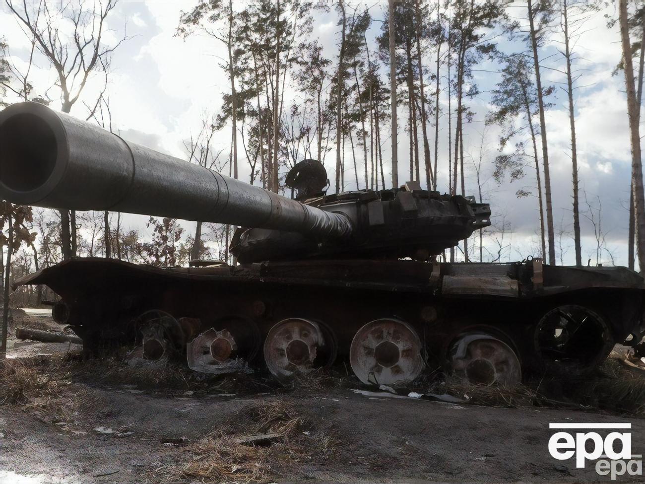 Російські добровольці повідомляють про знищення техніки на території РФ