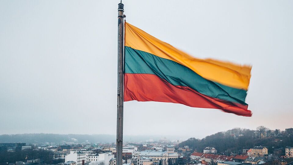 Литва допомагає Україні зброєю в боротьбі проти російських окупантів
