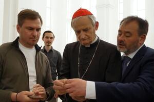 Кардинал в первый день визита в Украину посетил Бучу