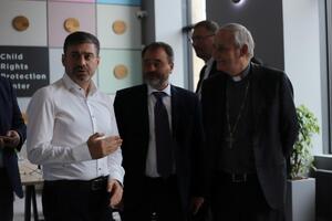 "Украина должна освободить всю свою территорию, потому что это единственный механизм защиты детей", – сказал Лубинец делегации Ватикана