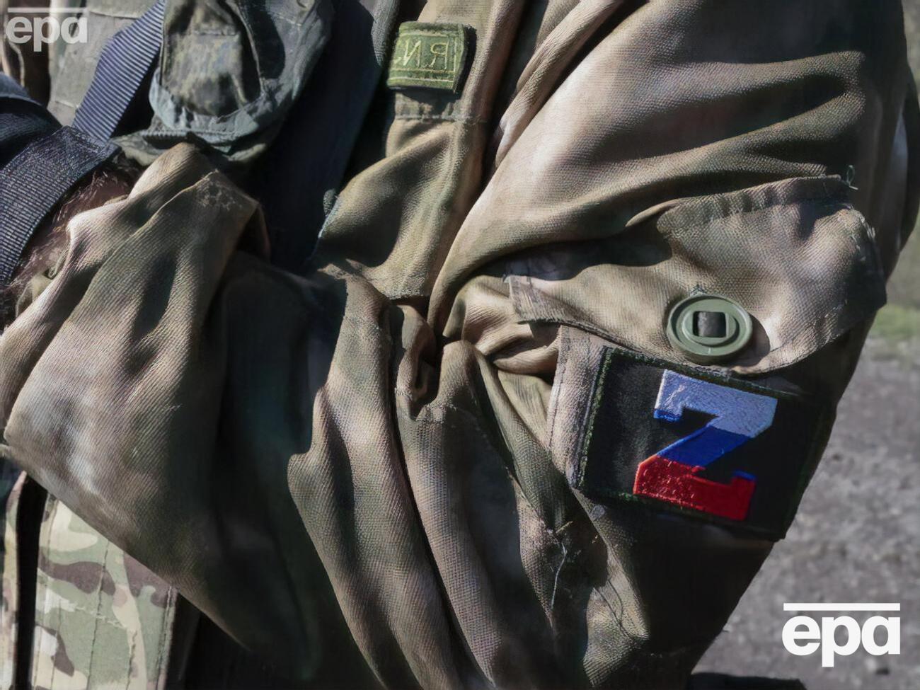 Российские военные всегда передвигались группой и постоянно демонстрировали оружие, отмечают в Офисе генпрокурора
