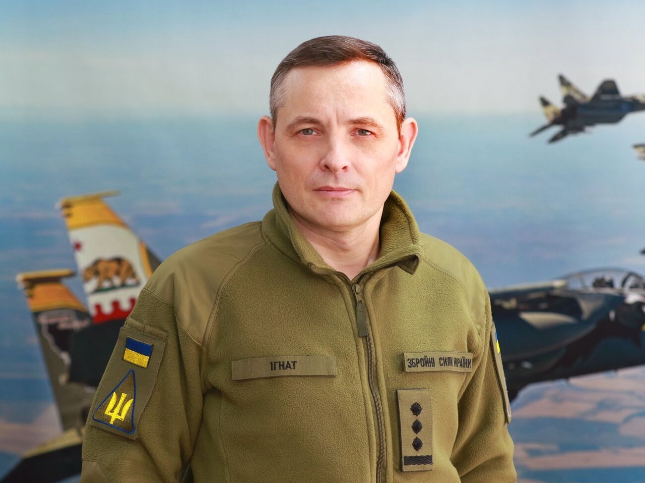 За кордон вирушили перші групи авіаційних фахівців, які вивчають можливість подальшого розгортання навчання українських льотчиків, уточнив Ігнат