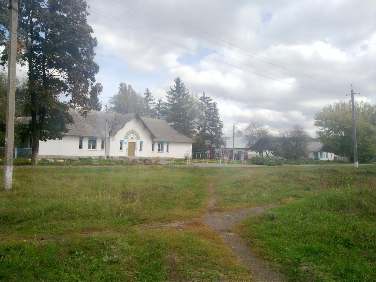 У лютому перейменування села Ватутіне на Залужне підтримала Харківська облрада