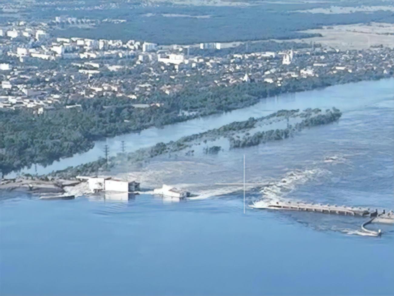 Оперативное командование "Юг" сообщило о подрыве россиянами Каховской ГЭС