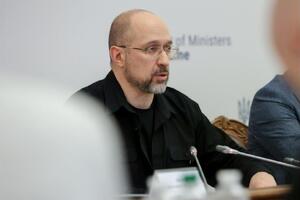 За словами Шмигаля, зараз першочергове завдання – допомогти людям у районах затоплення