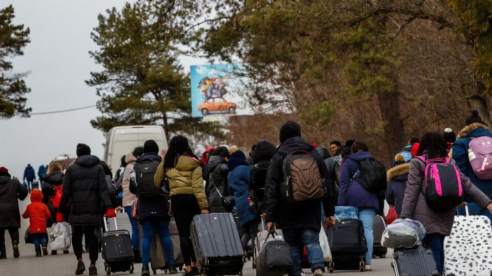 В ЕС заявили, что кризис стоимости жизни ударил по семьям с низким и средним доходом в странах, которые принимали беженцев