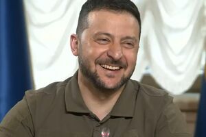 Зеленский ответил, что не подпишет указ о введении украинских войск в РФ для ее "демилитаризации"