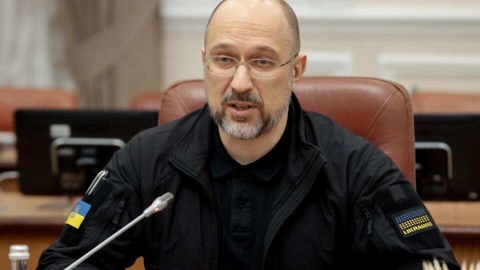 На лівобережжі Херсонської області підтоплено 10 населених пунктів, а окупанти навіть не намагаються допомогти людям, зазначив Шмигаль