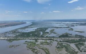 Из-за затопления в Олешках проблемы с электроэнергией и питьевой водой
