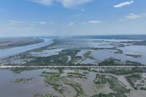 Через затоплення в Олешках проблеми з електроенергією й питною водою