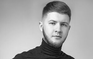 Прах погибшего украинского пилота Савельева будет развеян над фьордами Норвегии, пообещал его друг