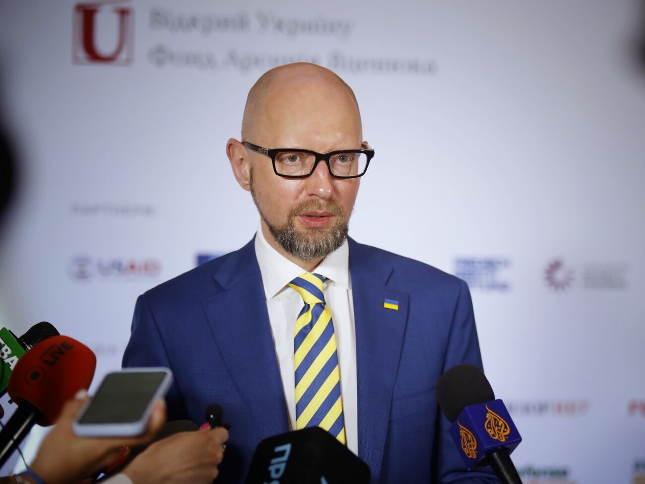 Яценюк: Двозначності, які були протягом останніх декількох десятиліть, спровокували Росію на агресію проти України