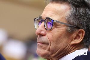 Украине необходимо получить письменные гарантии безопасности, отметил Расмуссен