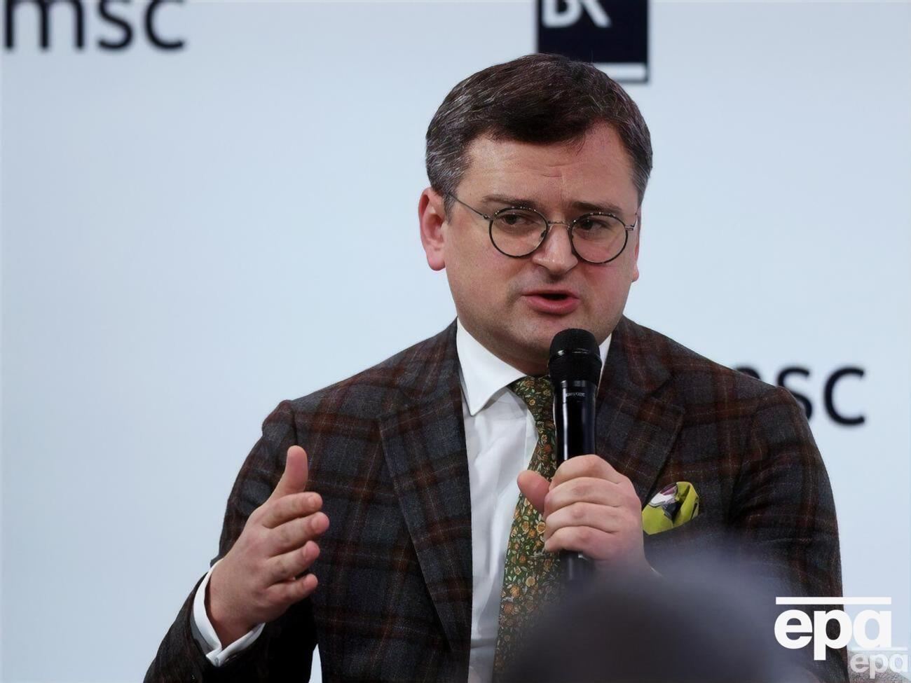 Кулеба предложил желающим проводить расследование посидеть в Киеве в подвалах во время обстрелов