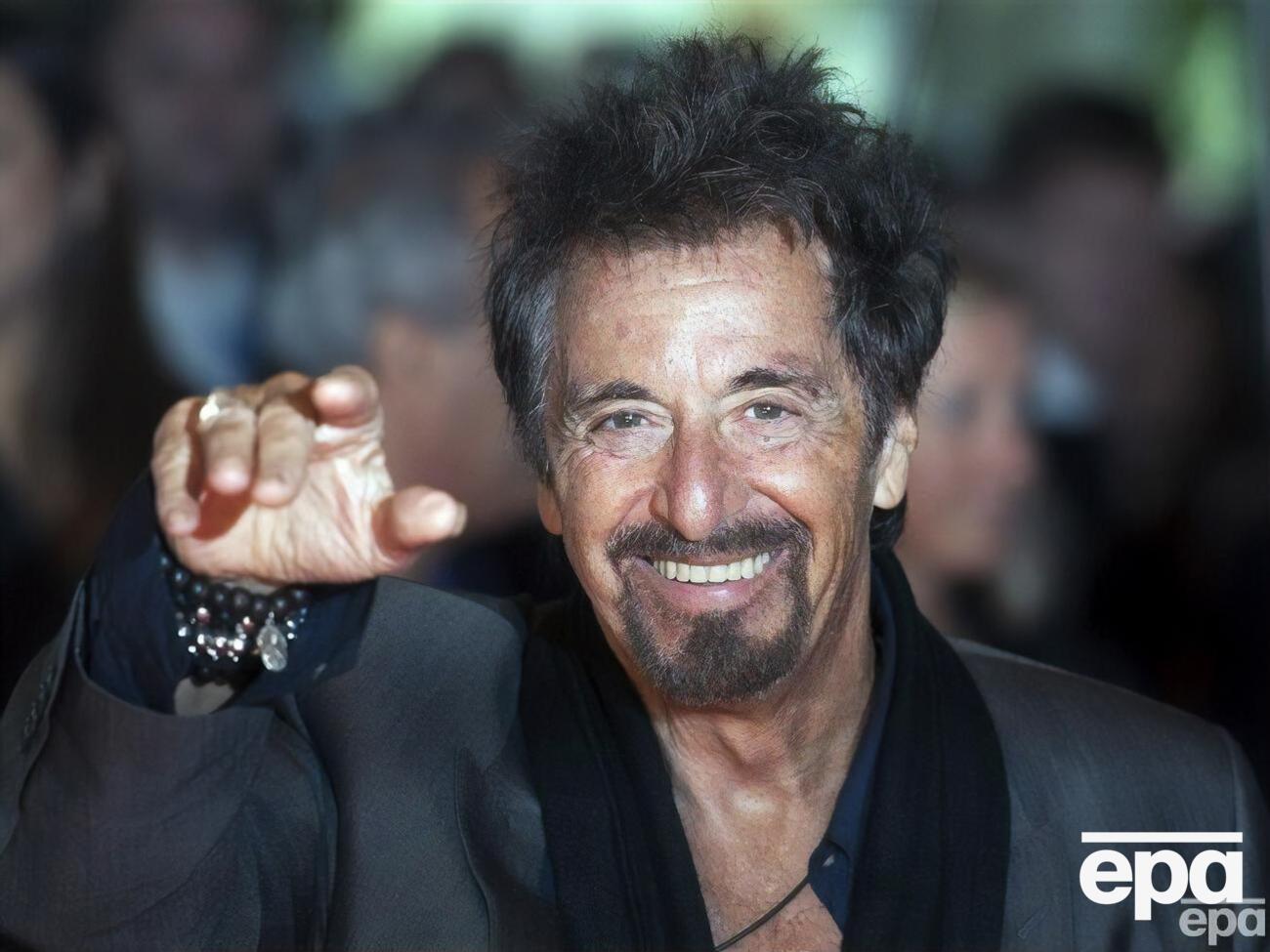 В июне Пачино в четвертый раз станет отцом