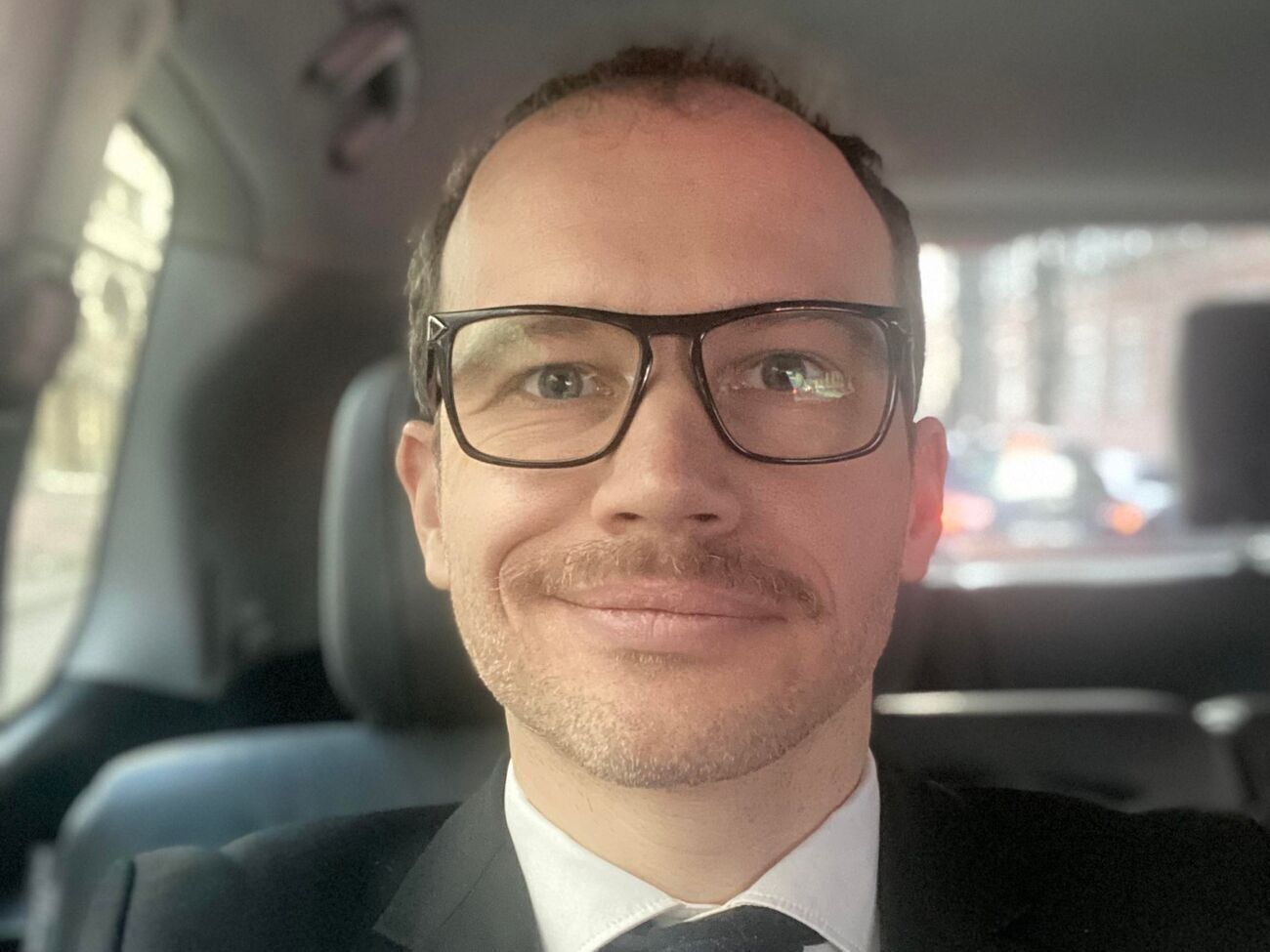 Денис Малюська: Війна істотно змінює баланс сил в Україні: істотно зменшує вплив олігархів