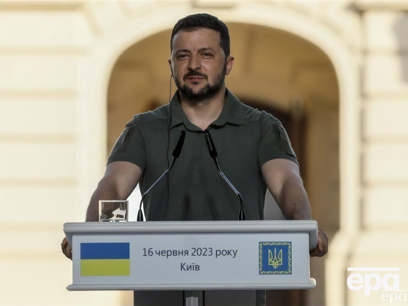 Зеленский: Мятеж и продвижение вагнеровцев означает, что Россия слаба