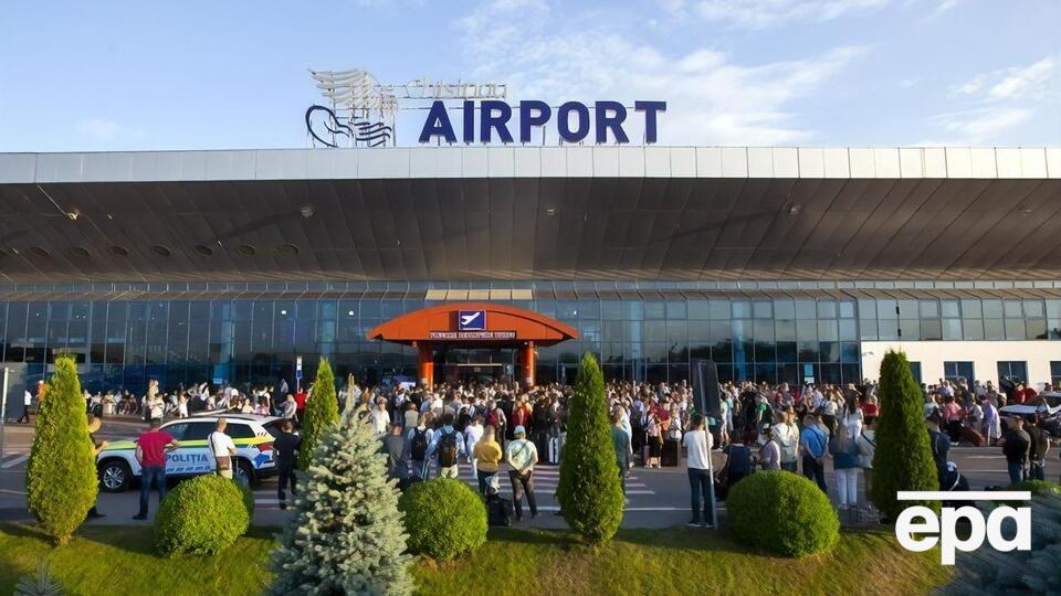 В результате инцидента в аэропорту два человека погибли, один получил ранение