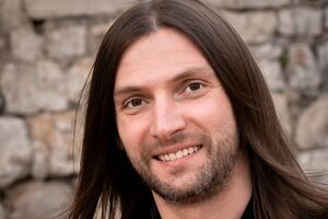 Если не будет украинского дубляжа, не знающие английского языка будут смотреть фильмы с русским переводом