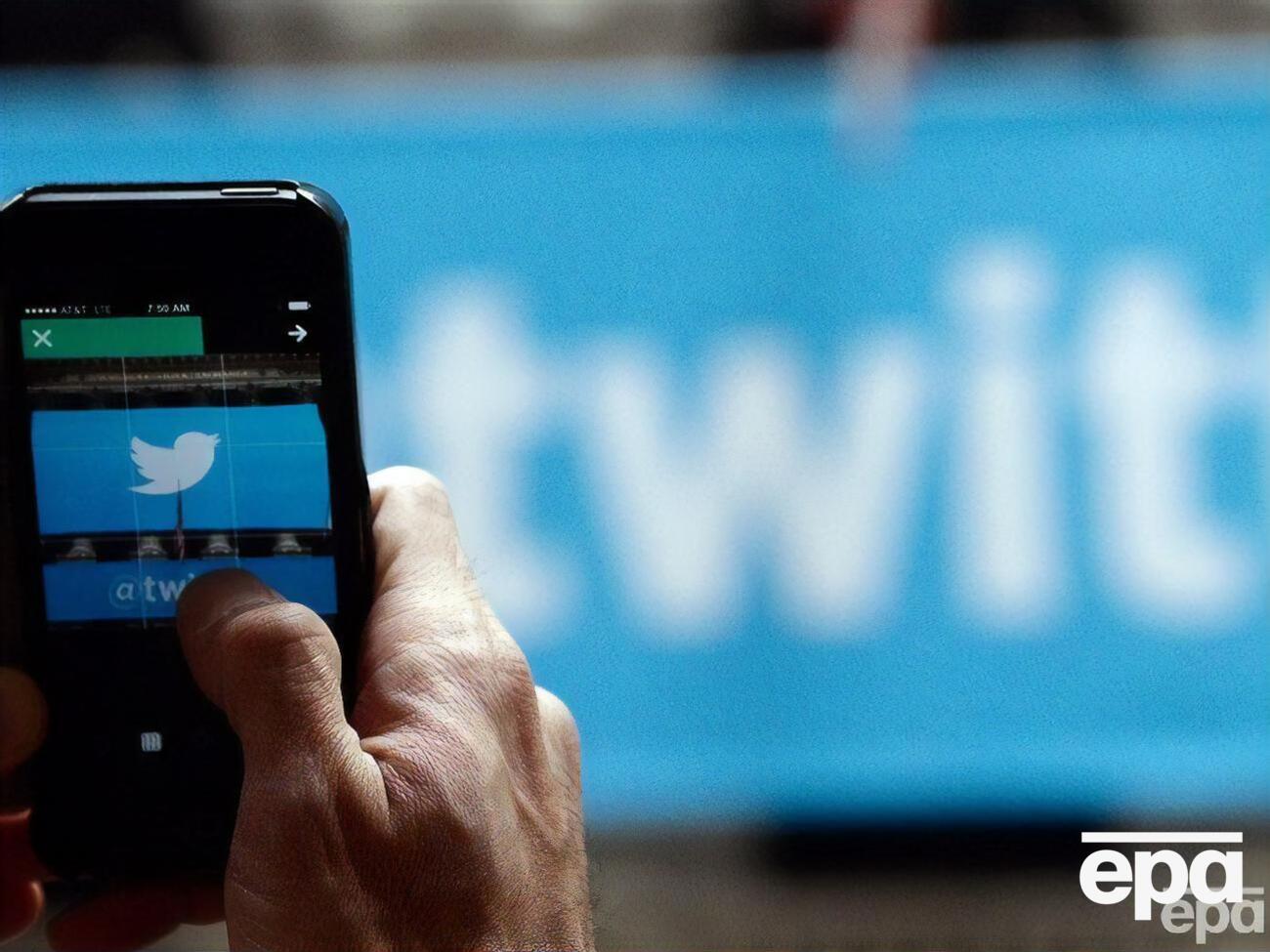 Маск приобрел Twitter осенью 2022 года