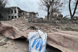 Противник нанес удар по жилому кварталу