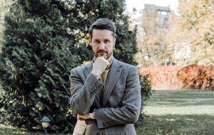 30 червня президент підписав указ про звільнення Дмитра Ратнікова з посади голови Деснянської РДА