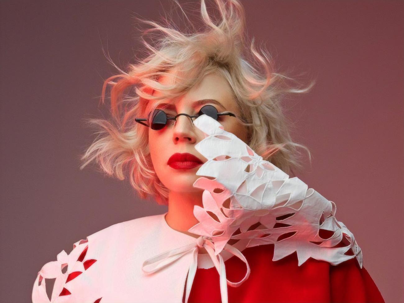 Жижченко:&nbsp;Мне особенно приятно быть одной из женщин, чей голос способен менять, воплощать, окрылять и действовать