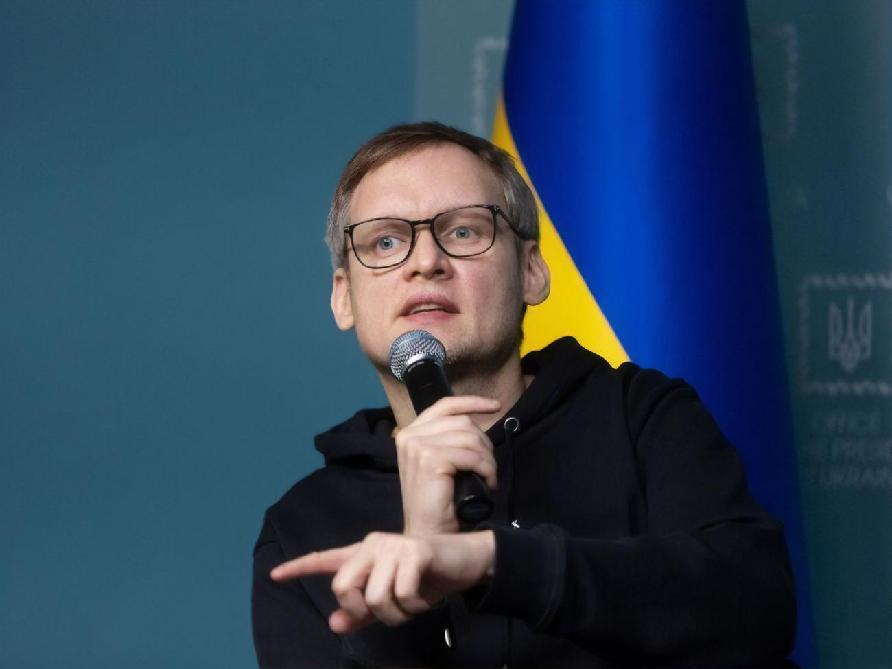 Смирнов о реестре олигархов: В стране, в которой пылает война, в которой люди теряют заводы, он не ко времени