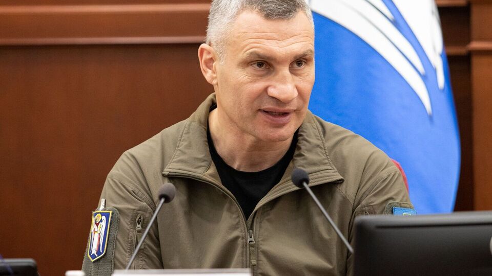 Кличко (на фото) сообщил, что он обратился в наблюдательный совет "Киевгорстроя" относительно отстранения Кушнира на время аудита предприятия