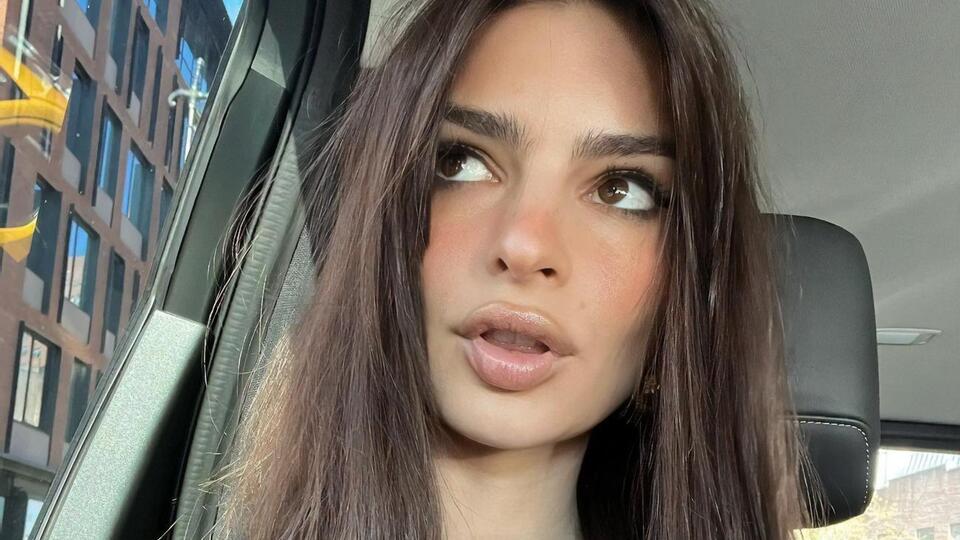 Весной 2021 года Ратаковски родила первенца