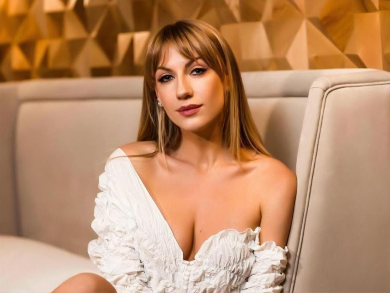 Никитюк показала себя в неглиже
