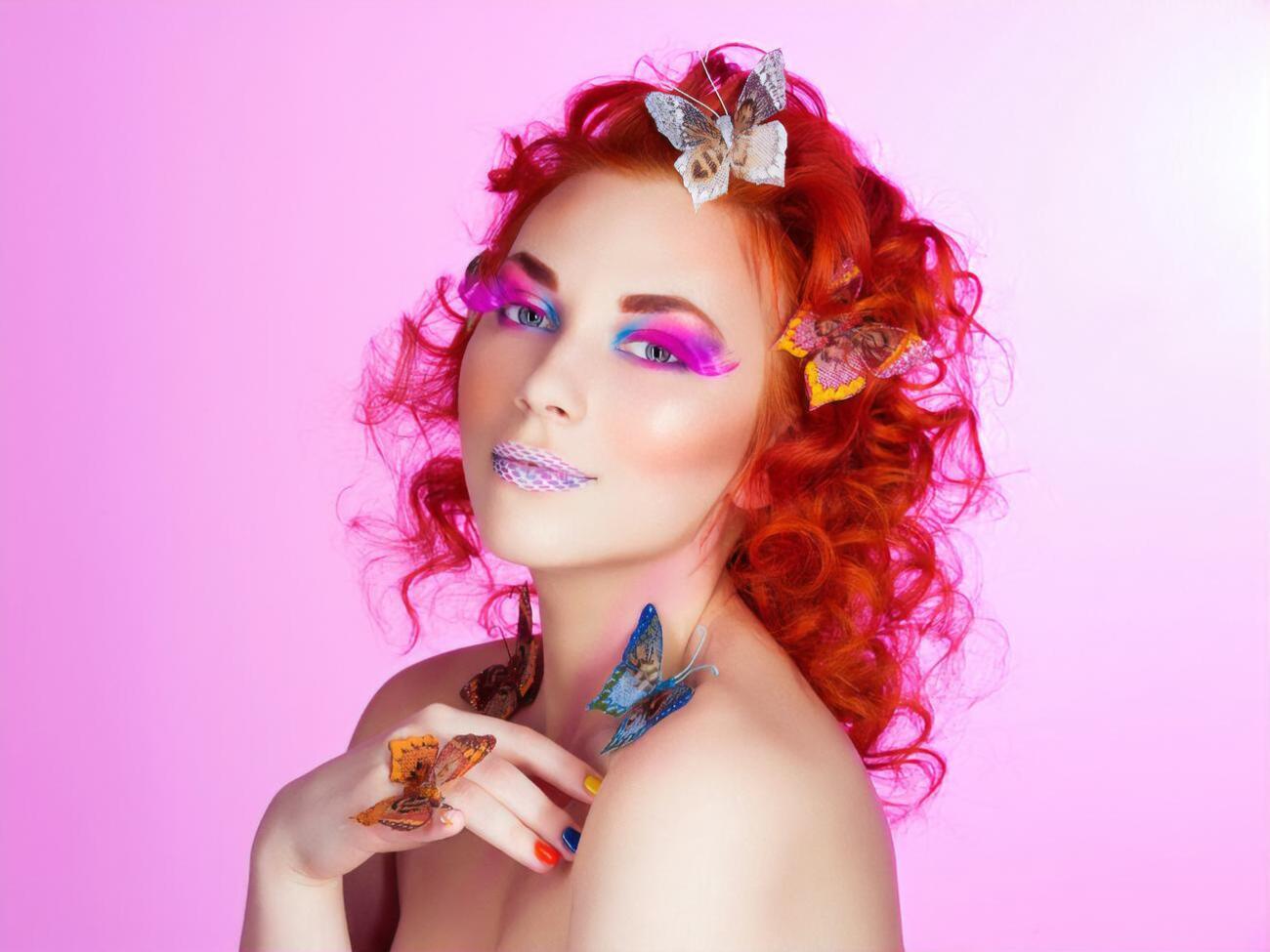 Мотивы бабочек привлекают внимание в летнем дизайне ногтей