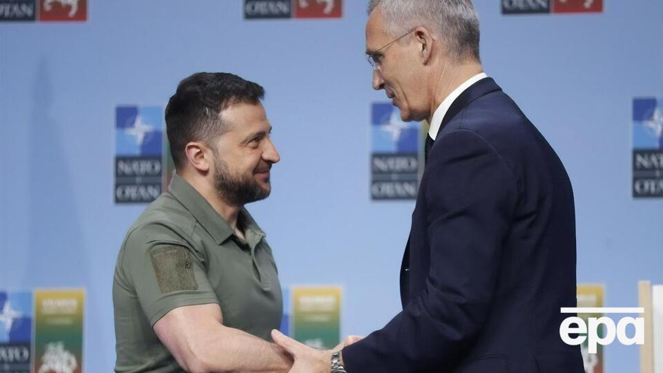 Столтенберг наголосив, що в Україні війна й він розуміє позицію Зеленського, який просить НАТО про максимальну підтримку
