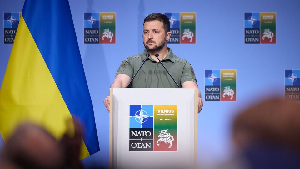 Зеленский: Когда закончится война, Украину точно пригласят в НАТО