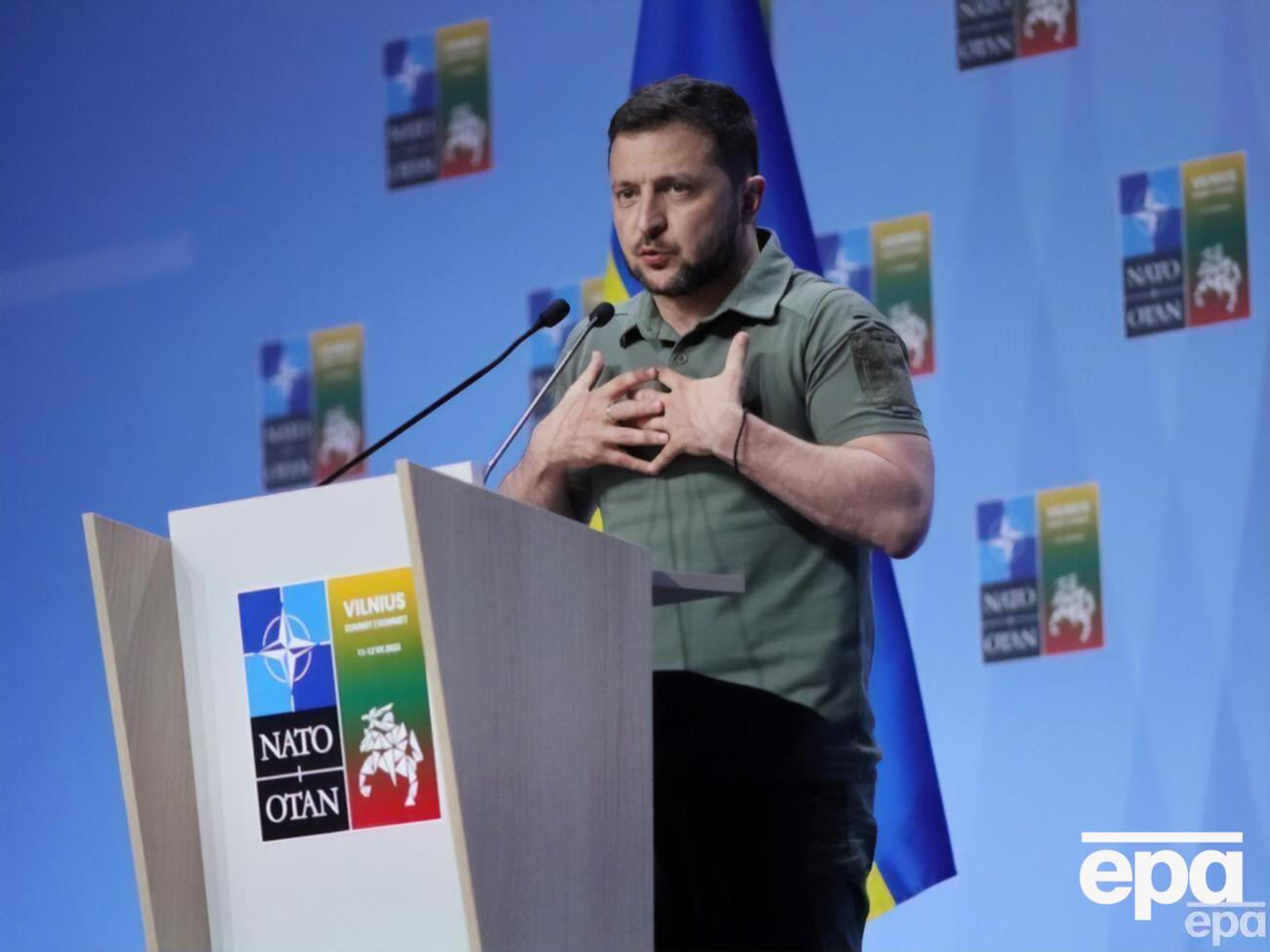 Зеленский отметил, что "США бок о бок с Украиной все время нашей защиты против агрессии"