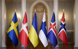 Лидеры Швеции, Дании, Финляндии, Исландии и Норвегии обязались продолжать поддерживать Украину столько, сколько потребуется, говорится в совместном заявлении