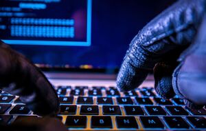 Російські хакери розіслали лист із вірусом у 22 посольства в Києві