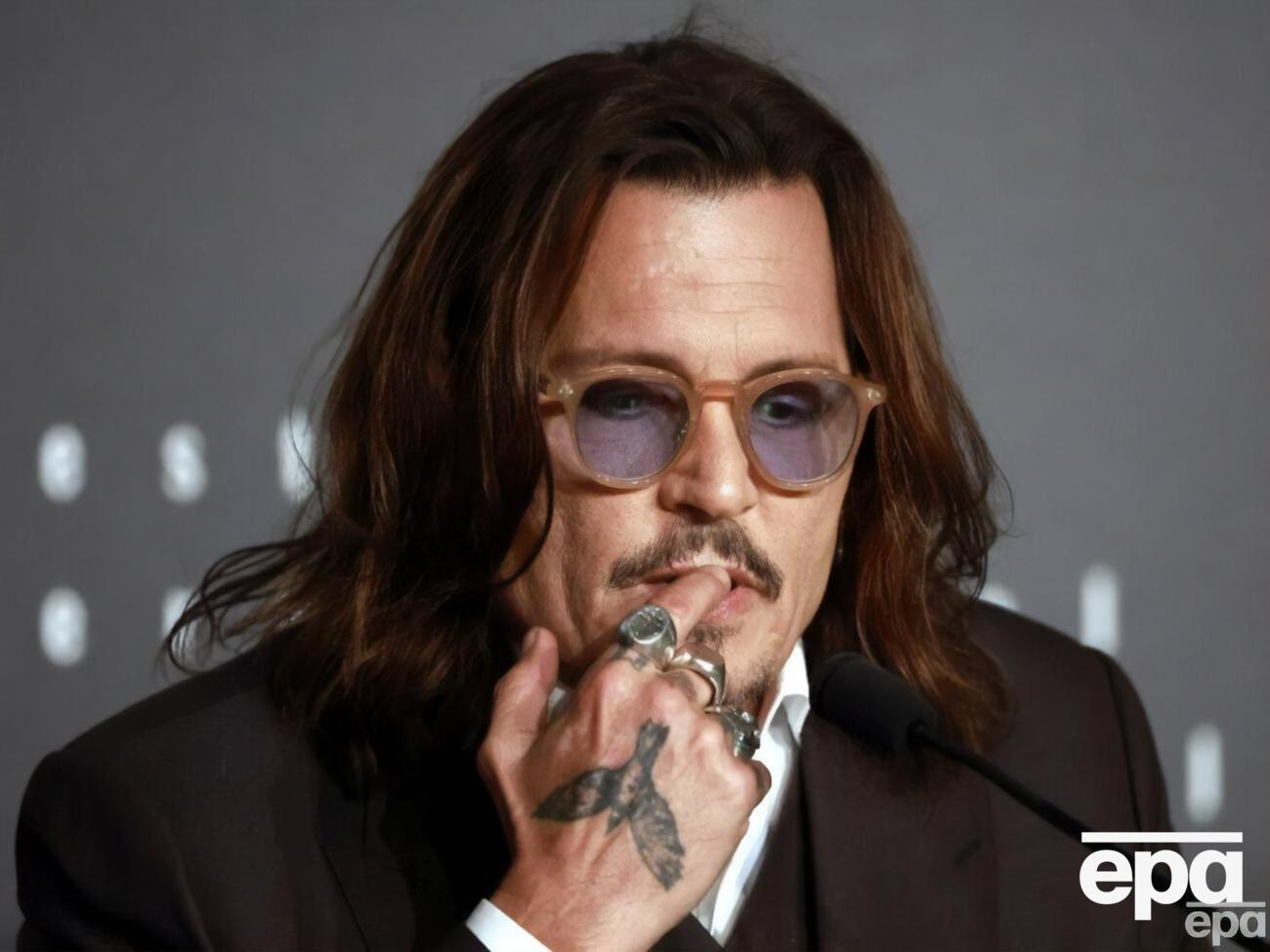 Депп планирует приехать осенью в страну-агрессора РФ